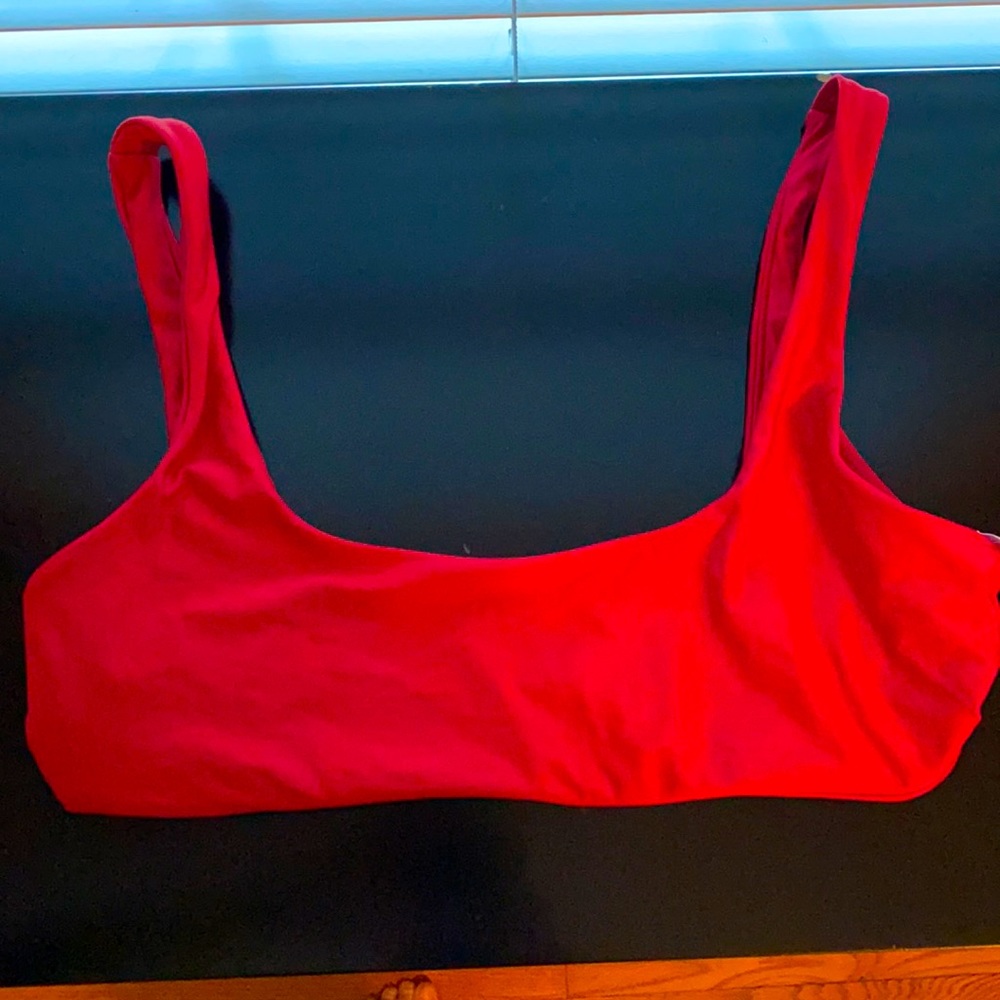 Spicy red bikini top from PacSun Med-NWT